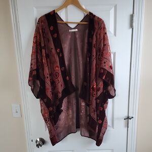 Urban Outfitters Sheer Velvet Burnout Kimono - OSFM - Burgundy